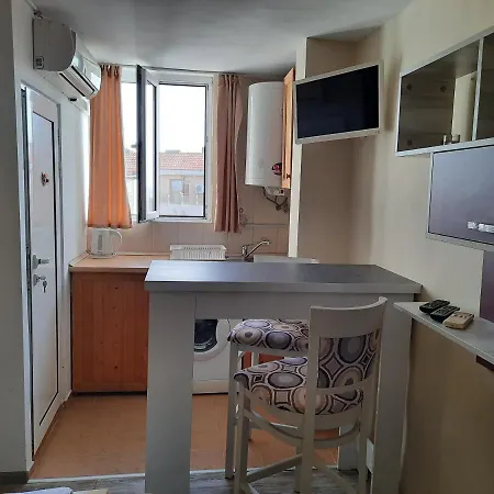 Apartment Таванска Стая - Поморие